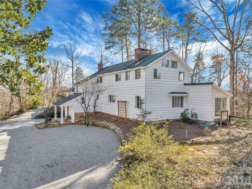 566 Canebrake Road, Tryon, NC 28782.  MLS# CAR4422272, YatesRealty ID 49348. 