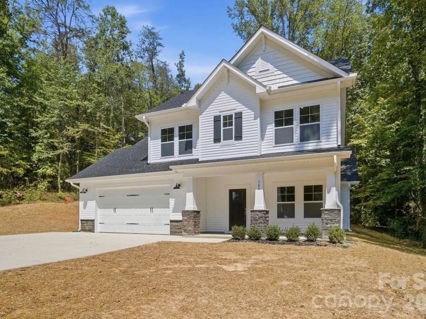 148 Brandy Lane, Statesville, NC 28677.  MLS# CAR4421525, YatesRealty ID 49349. 