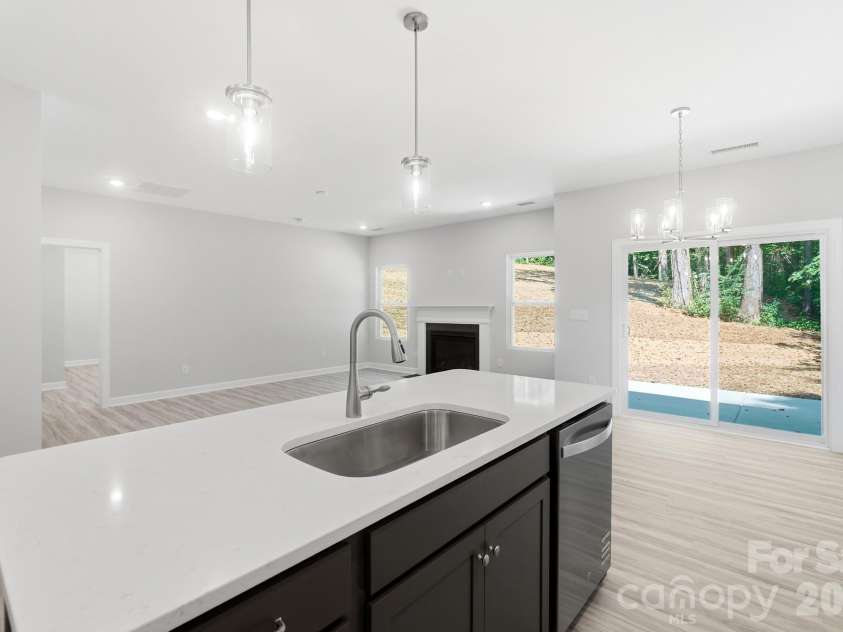 148 Brandy Lane, Statesville, NC 28677.  MLS# CAR4421525, YatesRealty ID 49349. 