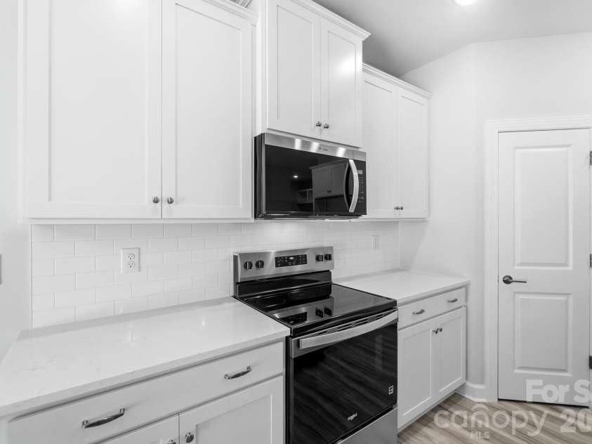 148 Brandy Lane, Statesville, NC 28677.  MLS# CAR4421525, YatesRealty ID 49349. 