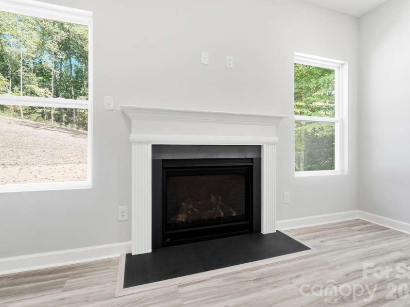 148 Brandy Lane, Statesville, NC 28677.  MLS# CAR4421525, YatesRealty ID 49349. 