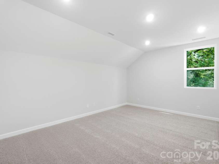 148 Brandy Lane, Statesville, NC 28677.  MLS# CAR4421525, YatesRealty ID 49349. 