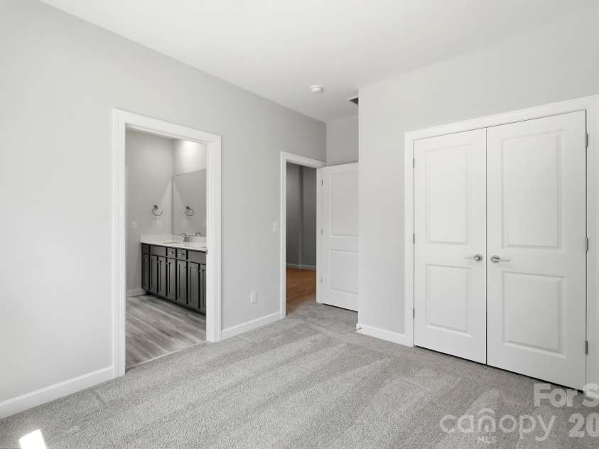 148 Brandy Lane, Statesville, NC 28677.  MLS# CAR4421525, YatesRealty ID 49349. 