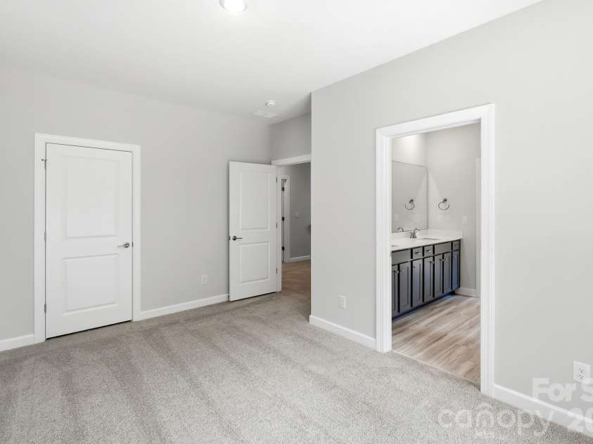 148 Brandy Lane, Statesville, NC 28677.  MLS# CAR4421525, YatesRealty ID 49349. 