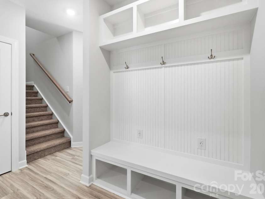 148 Brandy Lane, Statesville, NC 28677.  MLS# CAR4421525, YatesRealty ID 49349. 