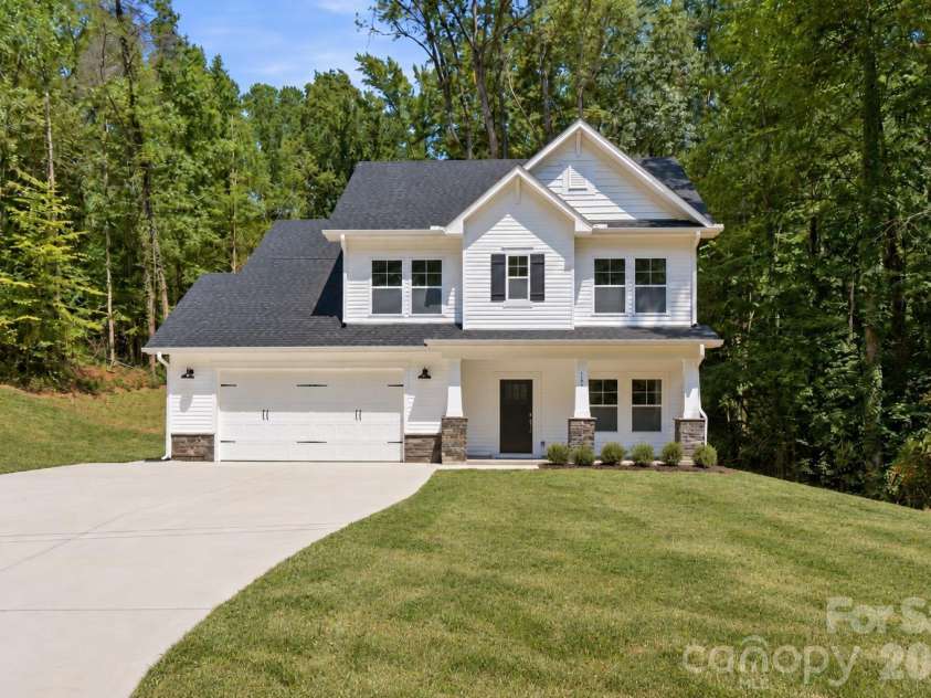 148 Brandy Lane, Statesville, NC 28677.  MLS# CAR4421525, YatesRealty ID 49349. 
