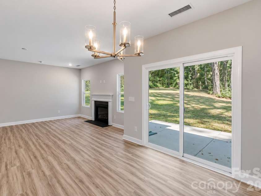 148 Brandy Lane, Statesville, NC 28677.  MLS# CAR4421525, YatesRealty ID 49349. 