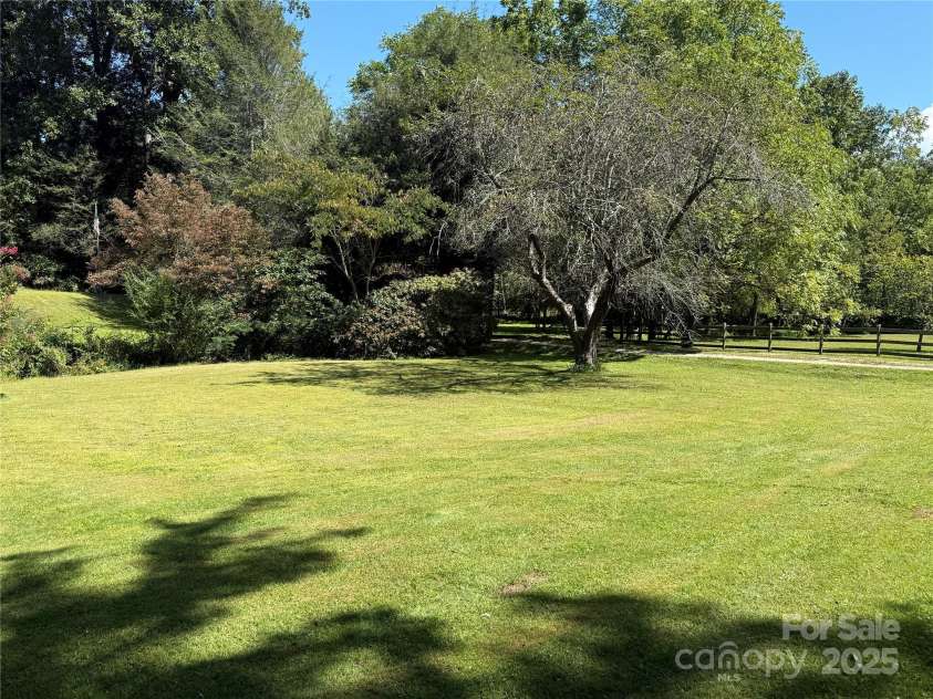 516 Averys Creek Road, Arden, NC 28704.  MLS# CAR4300321, YatesRealty ID 4935. How Beautiful is This? 