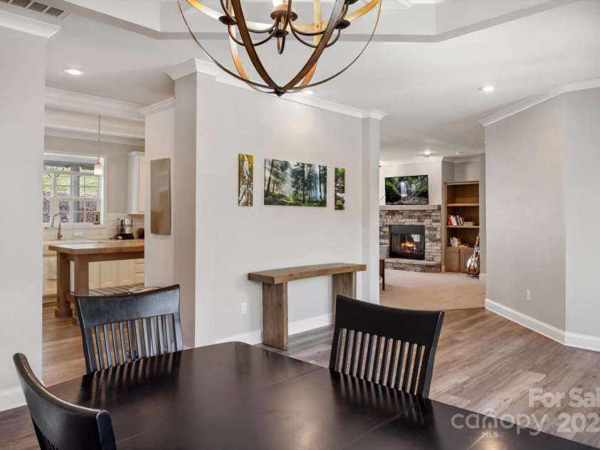52 Stone Ridge Trail, Mills River, NC 28759.  MLS# CAR4239861, YatesRealty ID 4935. Dining area & foyer