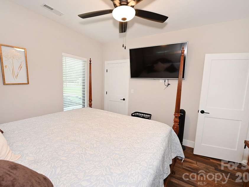 28 Cottage Court, Granite Falls, NC 28630.  MLS# CAR4422301, YatesRealty ID 49350. 