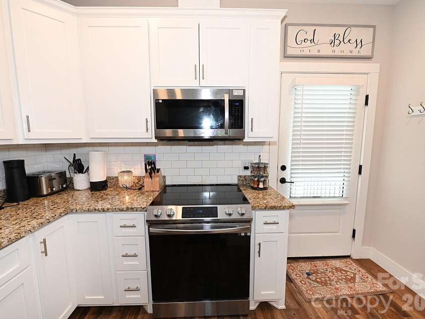 28 Cottage Court, Granite Falls, NC 28630.  MLS# CAR4422301, YatesRealty ID 49350. 