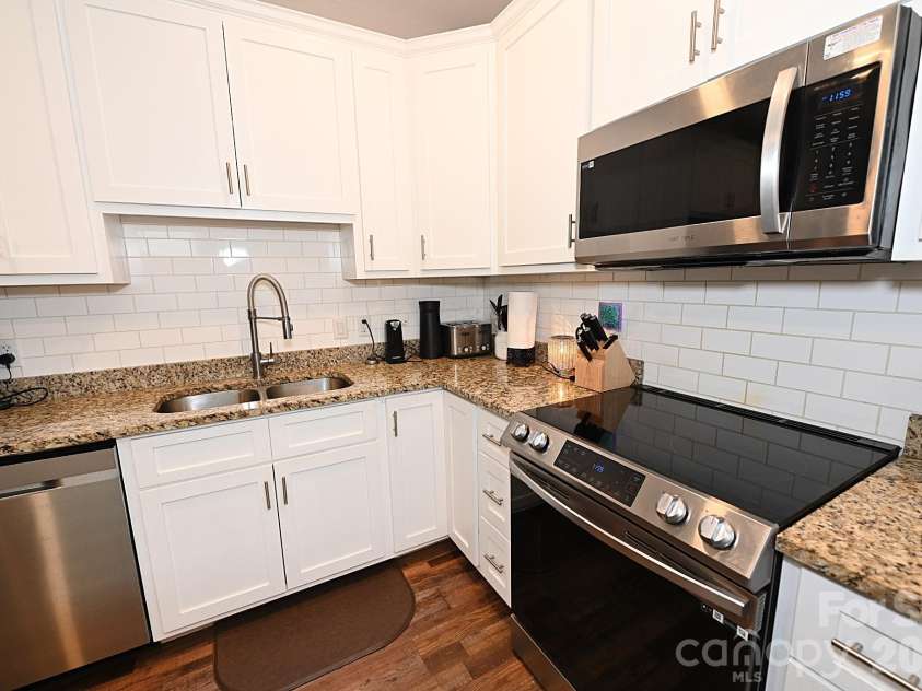 28 Cottage Court, Granite Falls, NC 28630.  MLS# CAR4422301, YatesRealty ID 49350. 