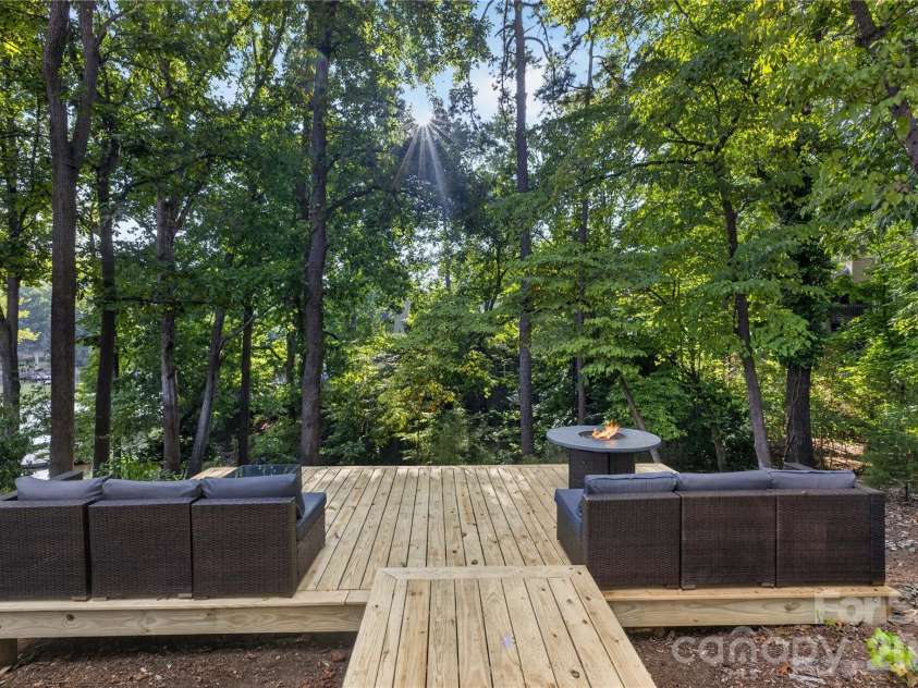 1068 Gauguin Lane, Tega Cay, SC 29708.  MLS# CAR4422427, YatesRealty ID 49351. 