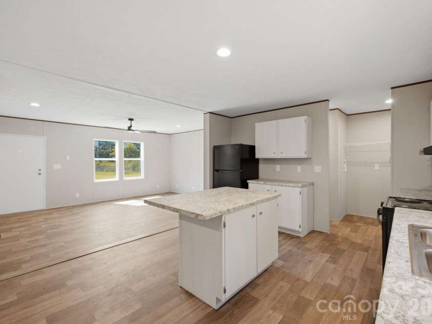 1028 Dorset Lane, Lincolnton, NC 28092.  MLS# CAR4422443, YatesRealty ID 49355. 