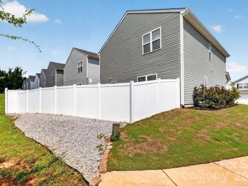5224 Belstone Lane, Charlotte, NC 28215.  MLS# CAR4419844, YatesRealty ID 49356. Side view