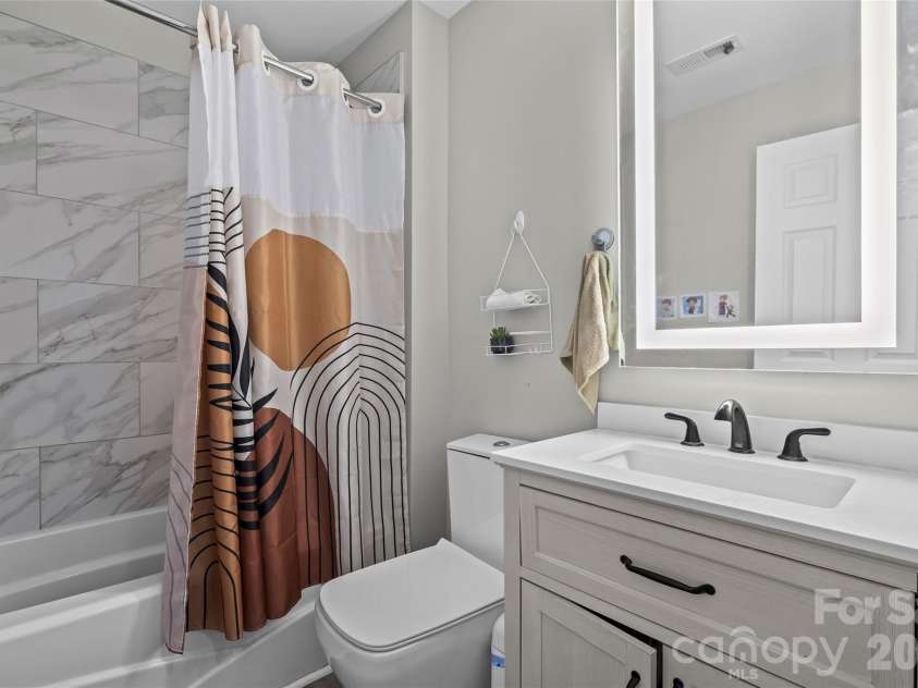 4049 Fincher Road, Matthews, NC 28104.  MLS# CAR4421902, YatesRealty ID 49357. 