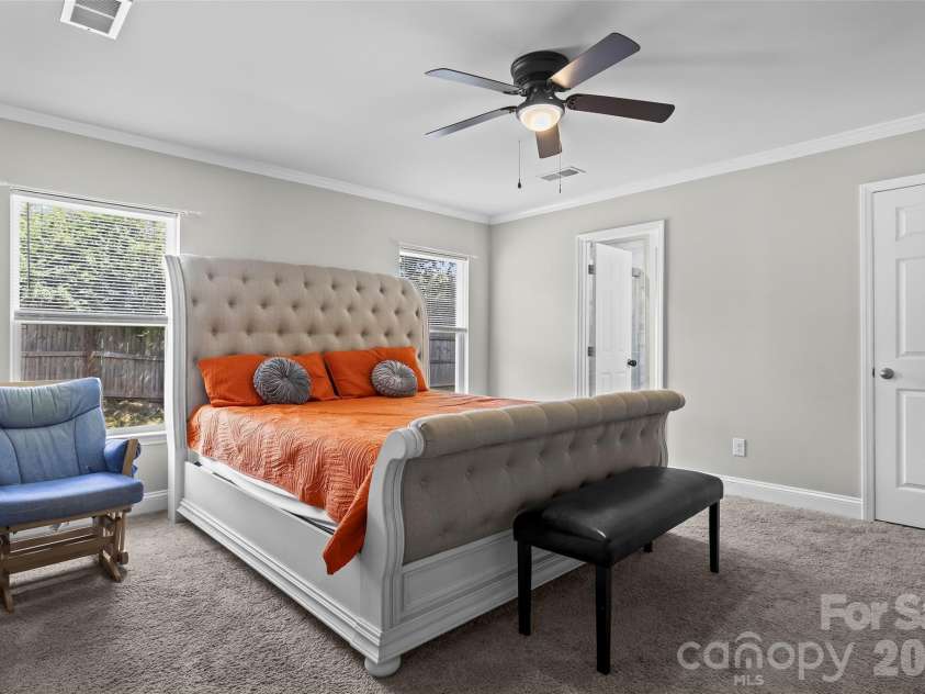 4049 Fincher Road, Matthews, NC 28104.  MLS# CAR4421902, YatesRealty ID 49357. 