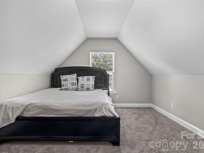 4049 Fincher Road, Matthews, NC 28104.  MLS# CAR4421902, YatesRealty ID 49357. 