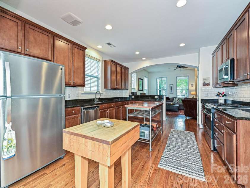 11531 Ardrey Crest Drive, Charlotte, NC 28277.  MLS# CAR4422065, YatesRealty ID 49359. 