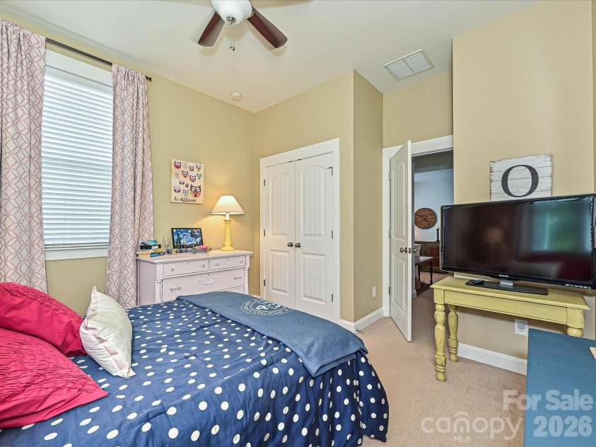 11531 Ardrey Crest Drive, Charlotte, NC 28277.  MLS# CAR4422065, YatesRealty ID 49359. 