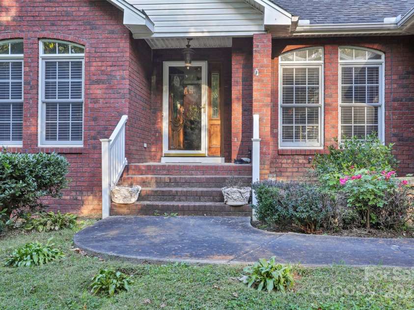 36014 Davis Drive, Albemarle, NC 28001.  MLS# CAR4311105, YatesRealty ID 4936. 