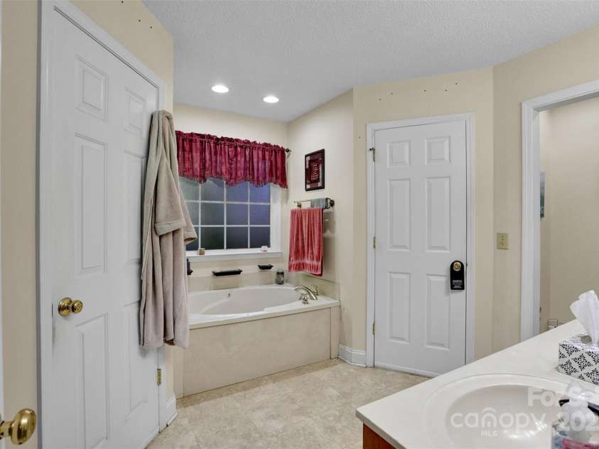 36014 Davis Drive, Albemarle, NC 28001.  MLS# CAR4311105, YatesRealty ID 4936. 