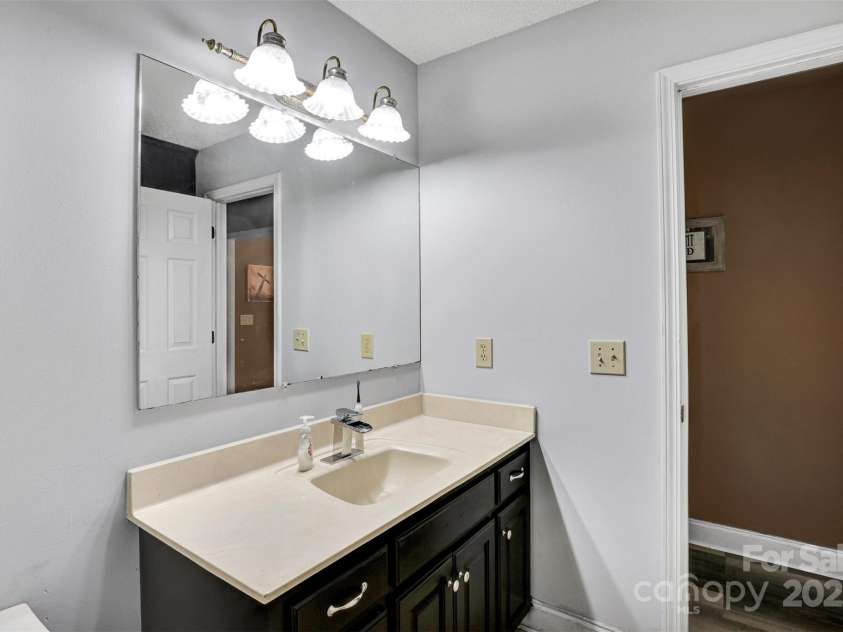 36014 Davis Drive, Albemarle, NC 28001.  MLS# CAR4311105, YatesRealty ID 4936. 