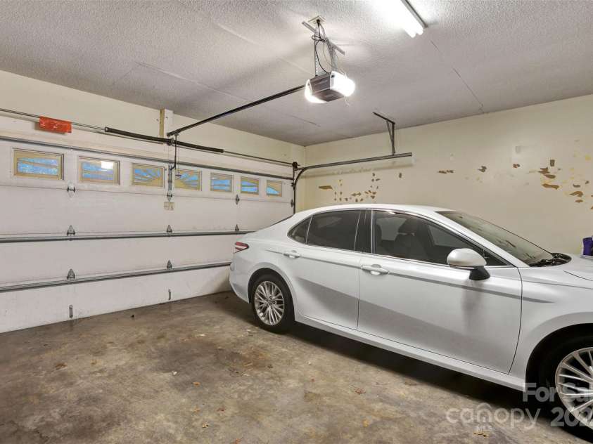 36014 Davis Drive, Albemarle, NC 28001.  MLS# CAR4311105, YatesRealty ID 4936. 