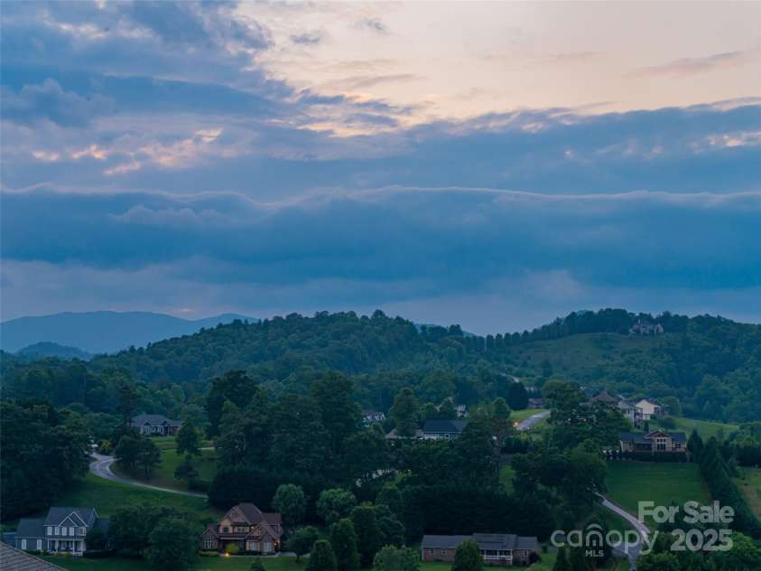 6 Southern Way Lane, Leicester, NC 28748.  MLS# CAR4226580, YatesRealty ID 4936. 
