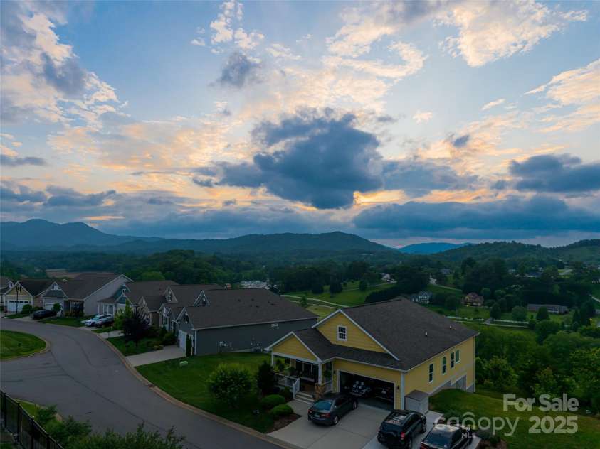 6 Southern Way Lane, Leicester, NC 28748.  MLS# CAR4226580, YatesRealty ID 4936. 