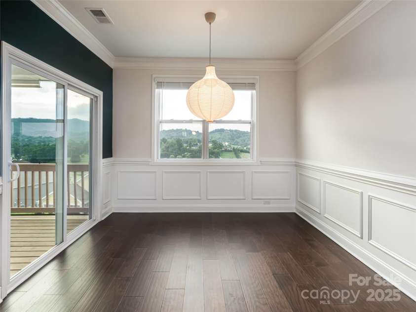 6 Southern Way Lane, Leicester, NC 28748.  MLS# CAR4226580, YatesRealty ID 4936. 