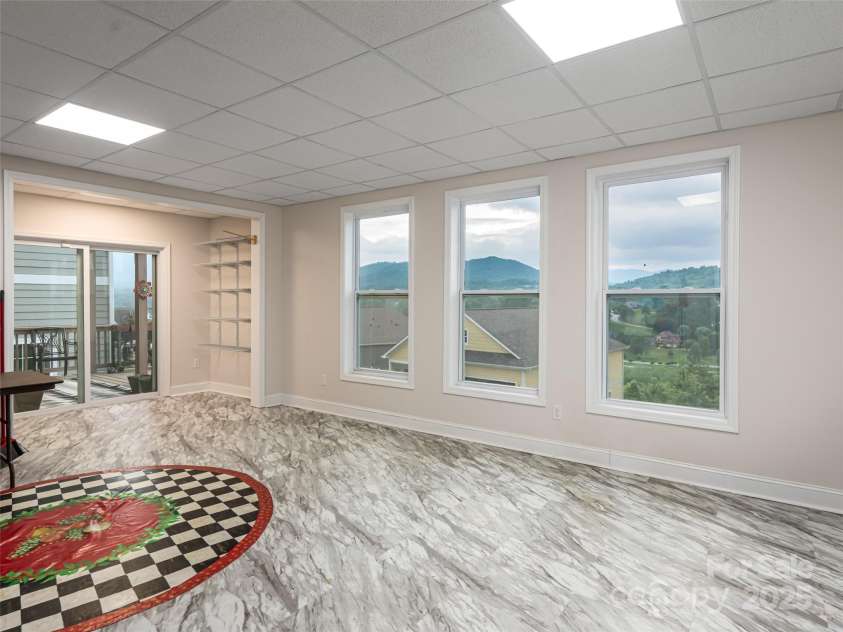 6 Southern Way Lane, Leicester, NC 28748.  MLS# CAR4226580, YatesRealty ID 4936. 