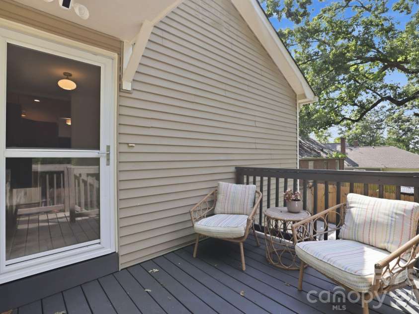 2139 Wilmore Drive, Charlotte, NC 28203.  MLS# CAR4421679, YatesRealty ID 49360. 