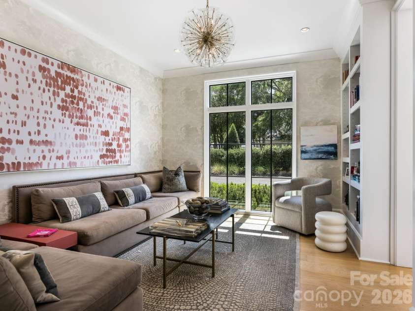 2422 Ferncliff Road, Charlotte, NC 28211.  MLS# CAR4421551, YatesRealty ID 49361. Den