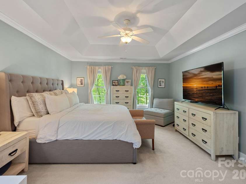 2401 Flagstick Drive, Matthews, NC 28104.  MLS# CAR4421342, YatesRealty ID 49362. 