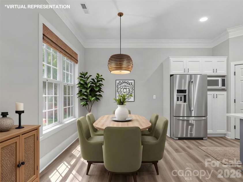 6415 Wakehurst Road, Charlotte, NC 28226.  MLS# CAR4420988, YatesRealty ID 49365. 