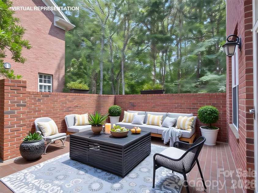 6415 Wakehurst Road, Charlotte, NC 28226.  MLS# CAR4420988, YatesRealty ID 49365. 