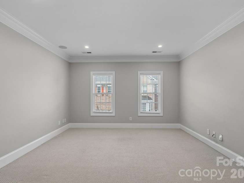 6415 Wakehurst Road, Charlotte, NC 28226.  MLS# CAR4420988, YatesRealty ID 49365. Bonus Room