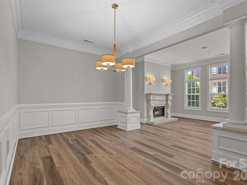 6415 Wakehurst Road, Charlotte, NC 28226.  MLS# CAR4420988, YatesRealty ID 49365. Dining room into Living Room