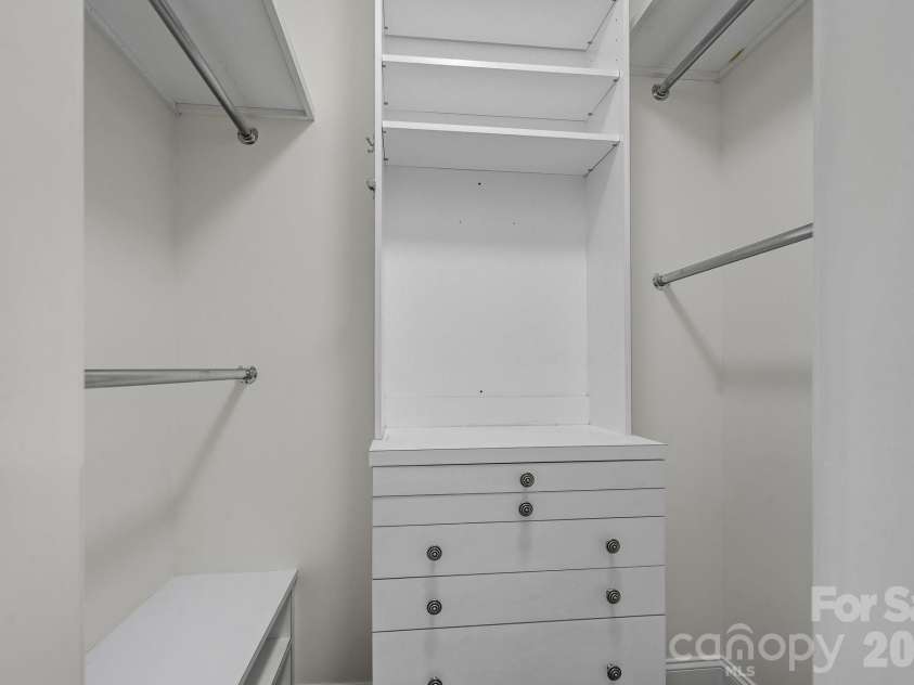 6415 Wakehurst Road, Charlotte, NC 28226.  MLS# CAR4420988, YatesRealty ID 49365. Primary closet