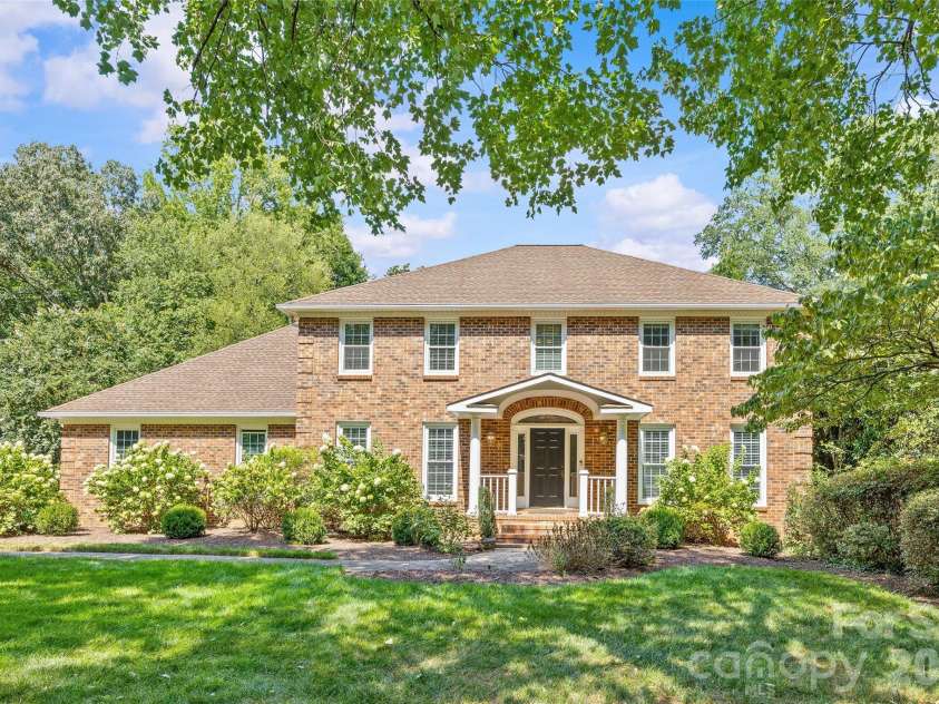 2710 Wamath Drive, Charlotte, NC 28210.  MLS# CAR4420927, YatesRealty ID 49366. 