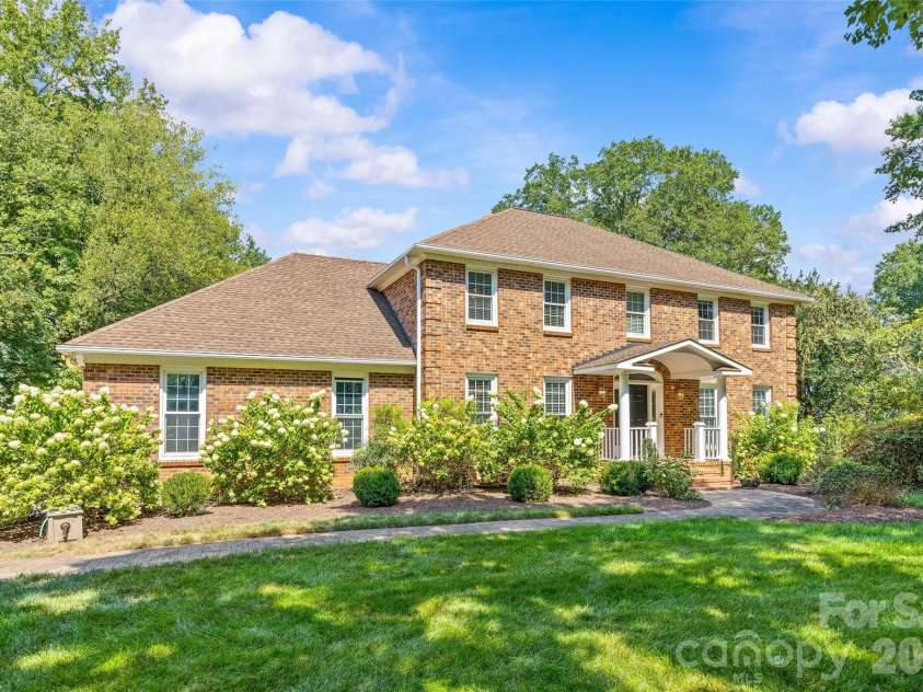 2710 Wamath Drive, Charlotte, NC 28210.  MLS# CAR4420927, YatesRealty ID 49366. 