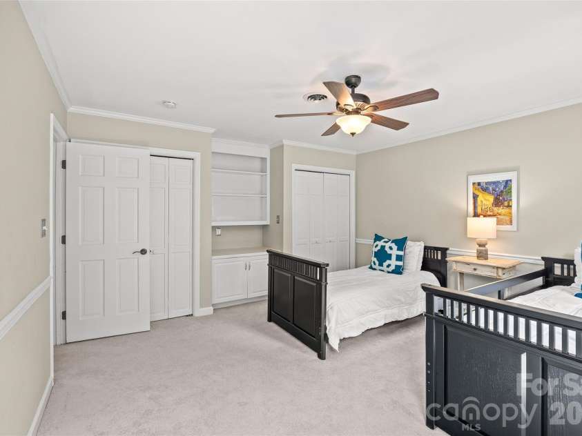 2710 Wamath Drive, Charlotte, NC 28210.  MLS# CAR4420927, YatesRealty ID 49366. 
