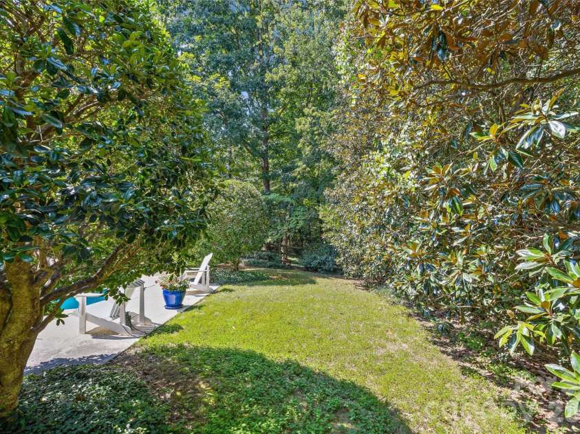 2710 Wamath Drive, Charlotte, NC 28210.  MLS# CAR4420927, YatesRealty ID 49366. 