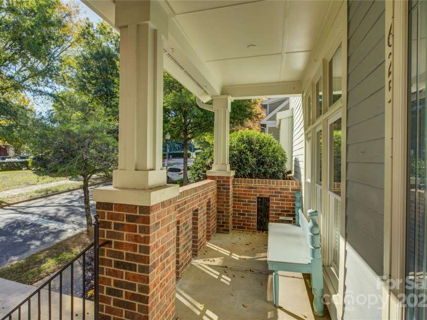 625 Myers Street, Charlotte, NC 28202.  MLS# CAR4290771, YatesRealty ID 49366. 