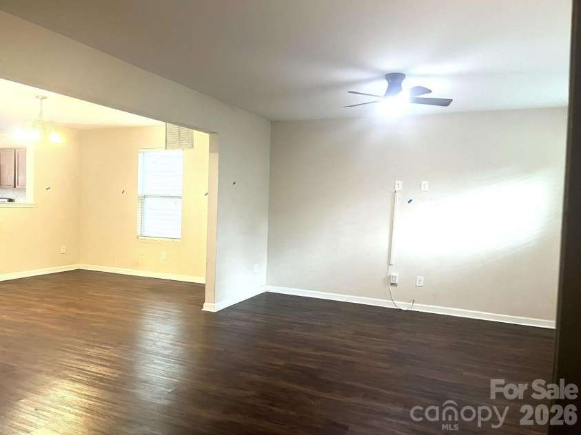 10738 Derryrush Drive, Charlotte, NC 28213.  MLS# CAR4421082, YatesRealty ID 49367. 