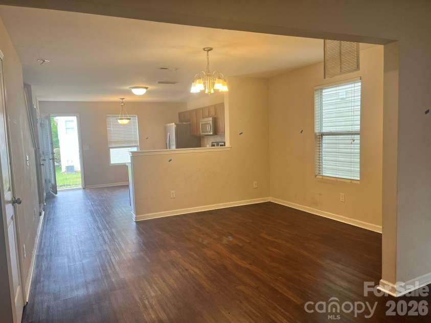 10738 Derryrush Drive, Charlotte, NC 28213.  MLS# CAR4421082, YatesRealty ID 49367. 