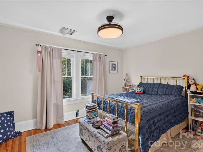 1035 Belvedere Avenue, Gastonia, NC 28054.  MLS# CAR4420440, YatesRealty ID 49369. 