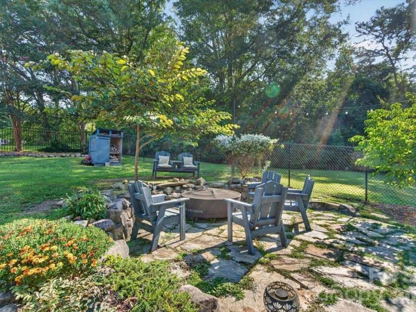 1035 Belvedere Avenue, Gastonia, NC 28054.  MLS# CAR4420440, YatesRealty ID 49369. 