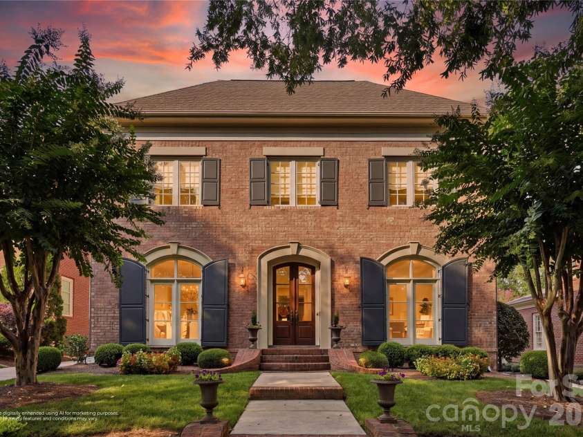 8820 Heydon Hall Circle, Charlotte, NC 28210.  MLS# CAR4420660, YatesRealty ID 49370. 